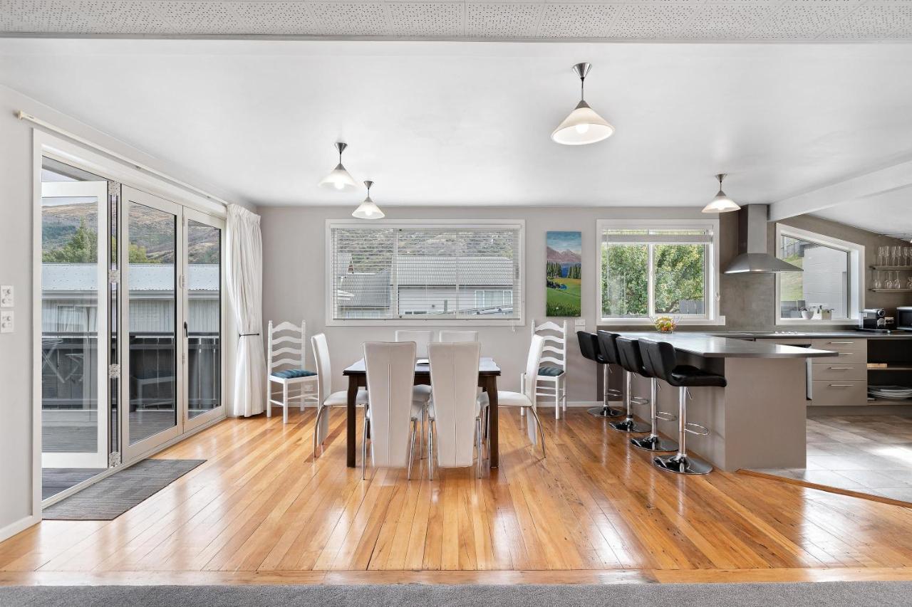 Lake And Mountain View Living 皇后镇 外观 照片